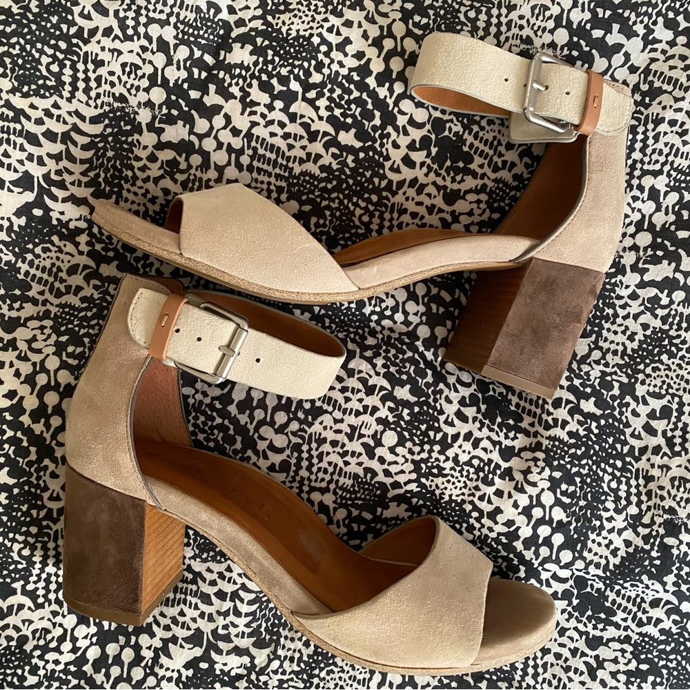 Gentle Souls Christa Suede Sandal Heels Size 8.5
